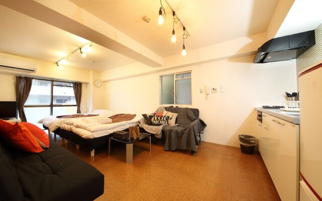 Studio Minamisenba 405