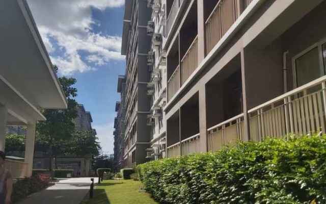 OYO 936 Yumis Condotel Trees Residences