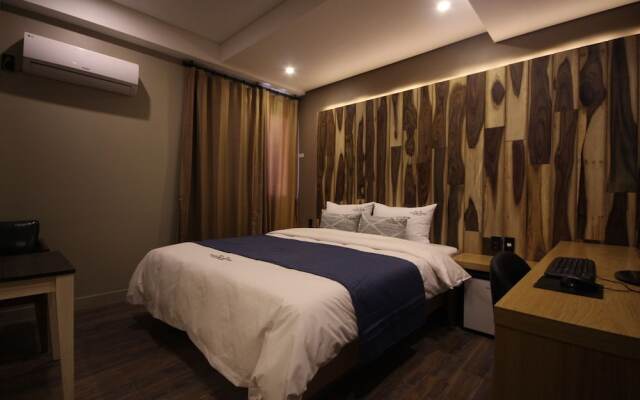 The Club Hotel Seomyeon