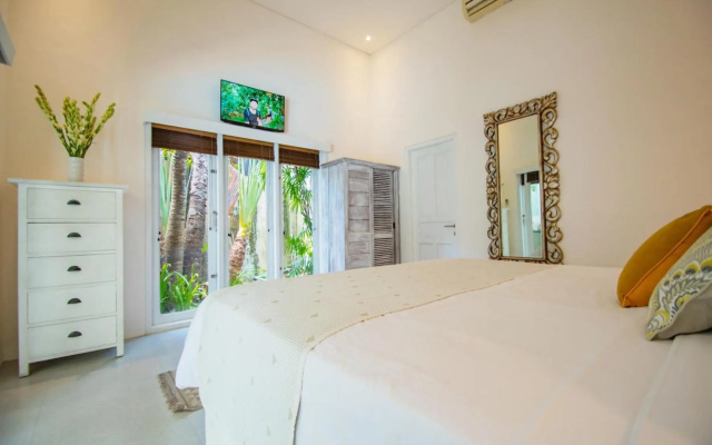Sitara Villa – Guest Rooms – Kerobokan Kelod