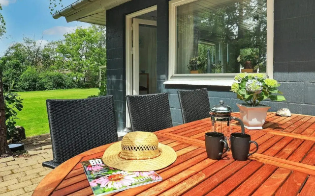 Three-Bedroom Holiday home in Millinge 1