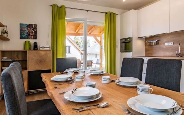 Lakeside Village 38 (+ sauna)