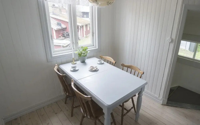 Anfasteröd Gårdsvik