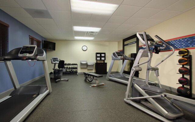 Hampton Inn & Suites Madisonville