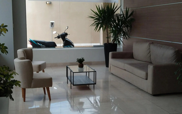 Apart Hotel Quijote by DOT Suites