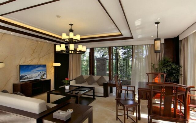 Dujiangyan Uvilla Resort Culture