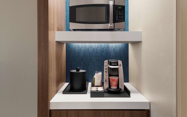 Hilton Garden Inn Milwaukee Brookfield Conference Center, WI