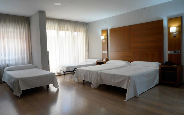 Hotel Cesaraugusta