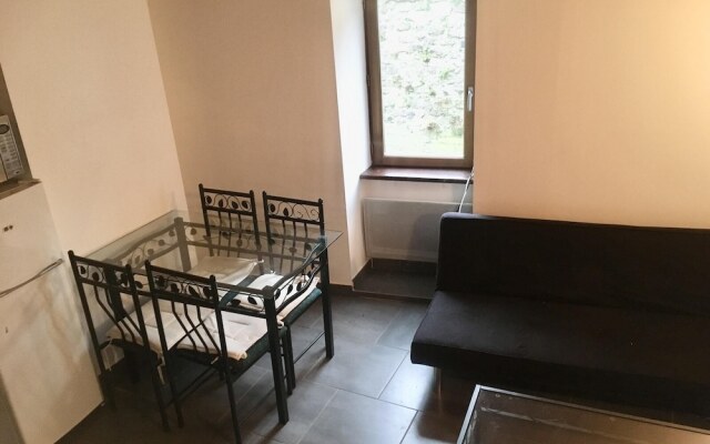 House With 2 Bedrooms in Octon, With Wifi