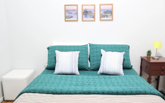 Pineapples PM203 - Moderno apartamento em Ipanema