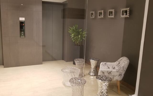 Luxury Residence Suites