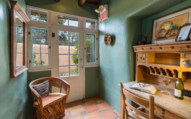 Inn Of The Turquoise Bear