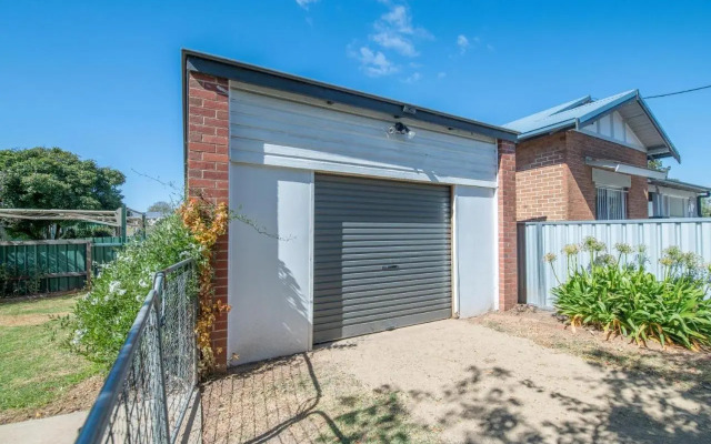 Sweet Caroline Sunny & Spacious Sleeps 6