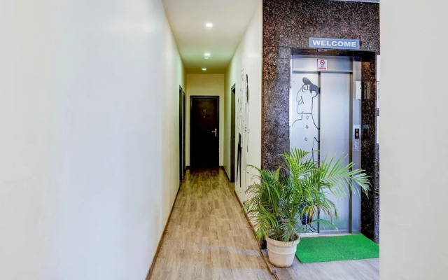 Cozy Stays Near Halasuru Metro Station