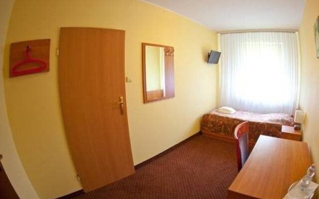Hotel 3