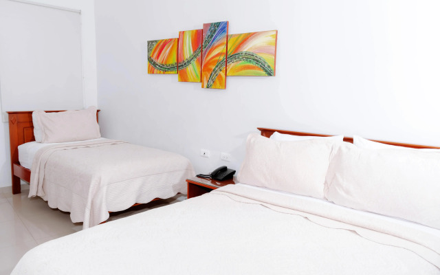 Hotel BQuin Plaza