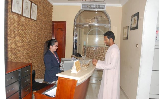 Al Amwaj Hotel