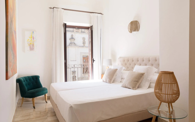 Puerta Catedral Apartments