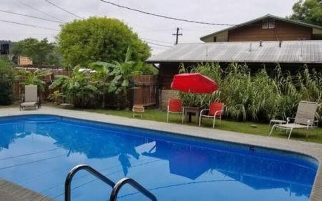 Horseshoe Riverside Lodge