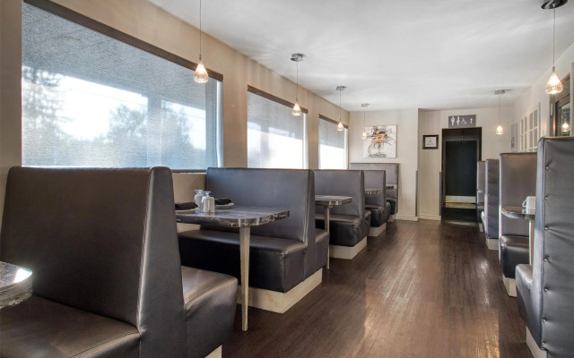 Danny’s Hotel Suites, SureStay Collection by Best Western