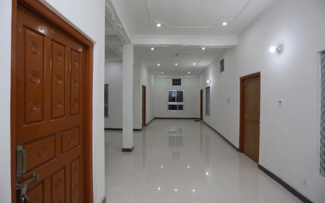 OYO 26852 Hanumant Palace