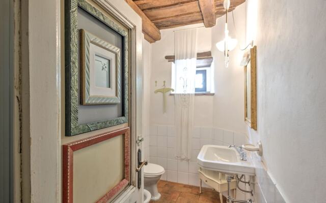 Tuscan Hideaway With Pool