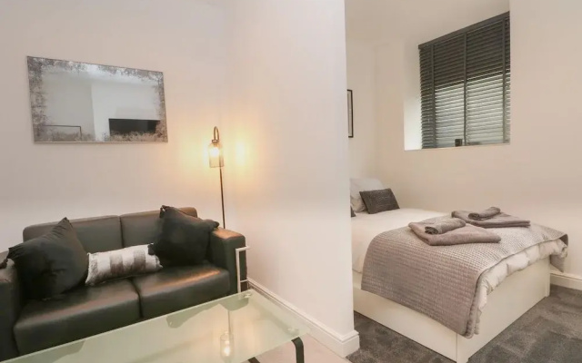 Apartment 24