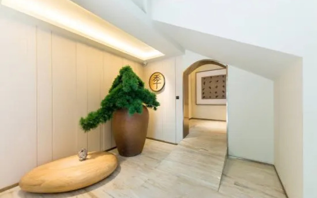 Ji Hotel (Shanghai Bund Ningbo Road)