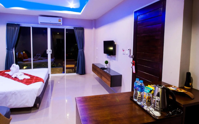 Chomphu Resort Khaolak