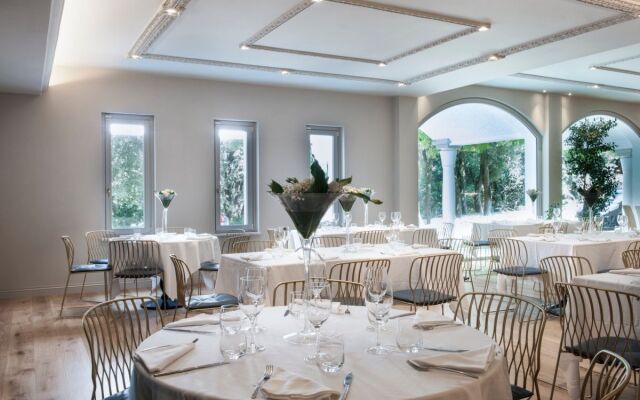 Seebay Hotel