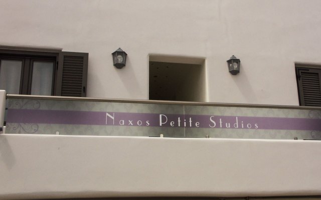 Naxos Petite Studios