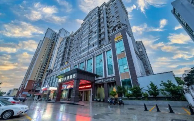 F Hotel(Beihai Avenue Store)