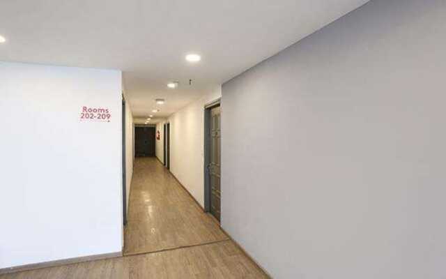 FabHotel Blusky