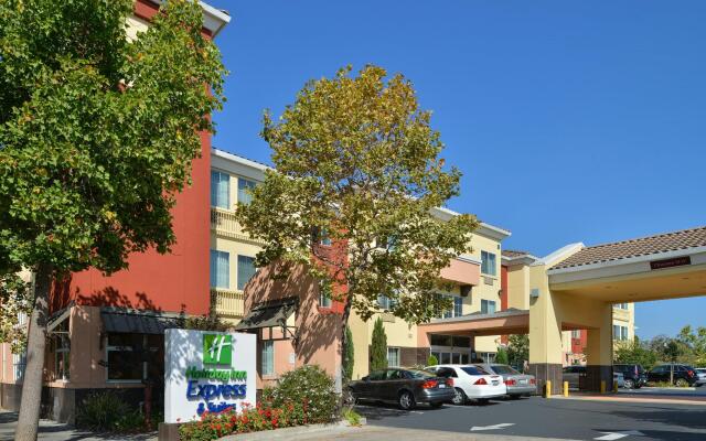 Holiday Inn Express Hotel & Suites Berkeley by IHG