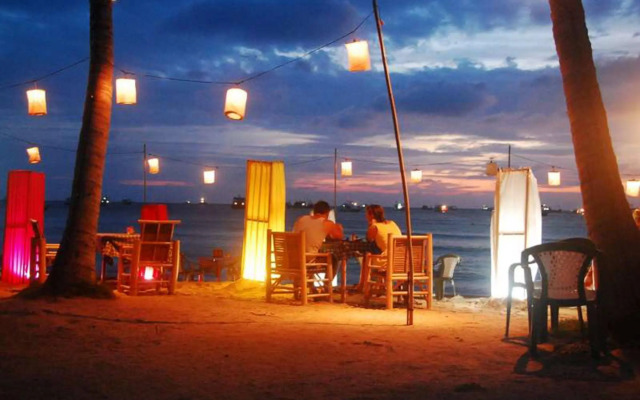 Palm Leaf Resort
