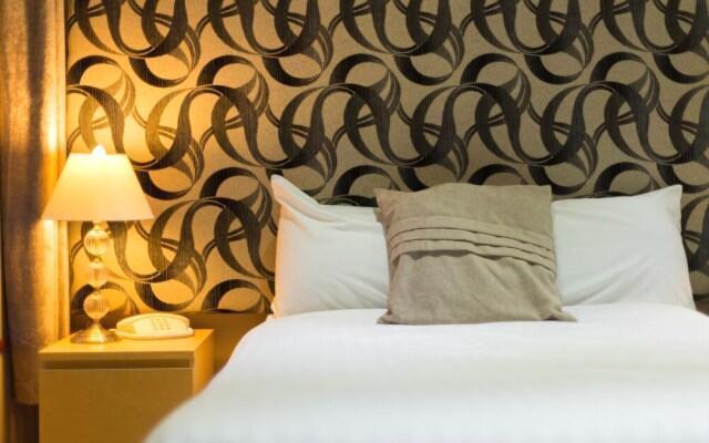 Westlakes Hotel and Restaurant