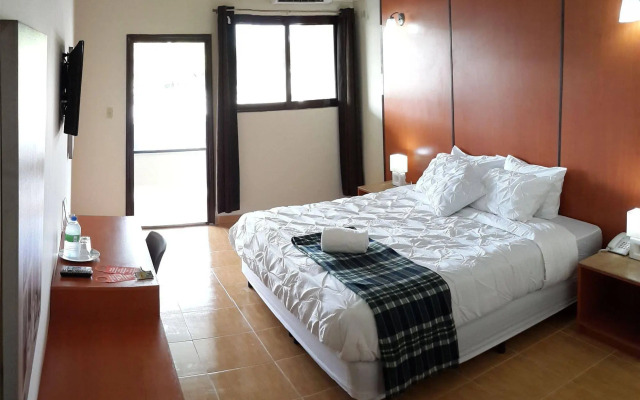 Express Inn Coronado Hotel & Camping