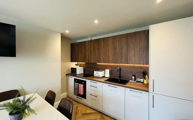 Hove Alone 5 Top Floor By My Getaways