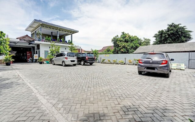 OYO Life 90678 Omah Kulo Guest House