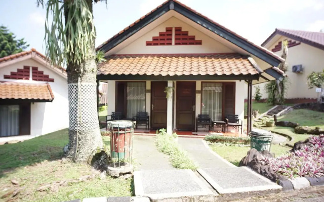 Capital O 1256 Sangga Buana Resort and Convention Hotel