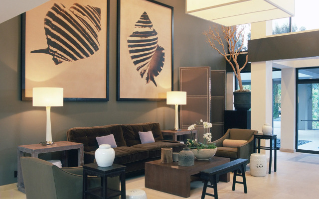 Luxe Sunset Boulevard Hotel