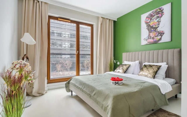 Lumina lux apart near Uprising Museum