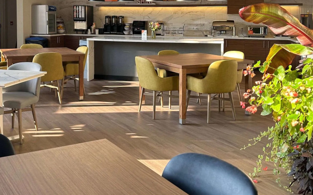 Comfort Inn and Suites Ingersoll