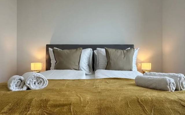 Garden Residence - Premium Alpine View Apartment