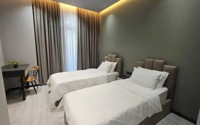 Boutique Hotel The Roots