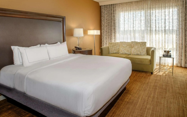 Hilton St. Louis Airport
