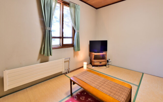 Kurumayama Kogen Guesthouse Urara