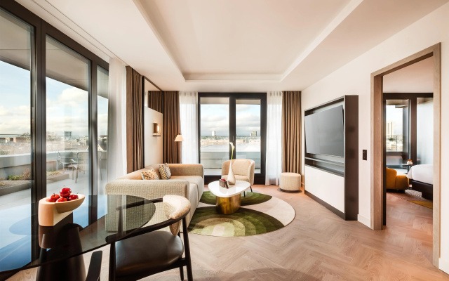 Kennedy 89 In The Unbound Collection By Hyatt