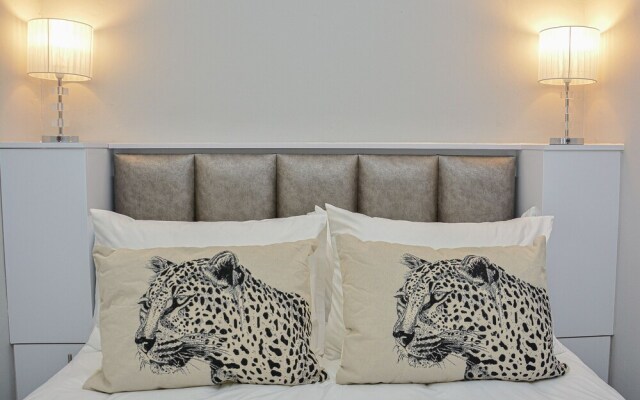 The Blue Sapphire Guesthouse