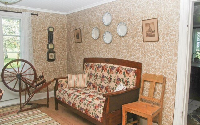 Awesome Home in Brålanda With 1 Bedrooms